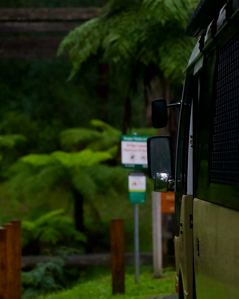 Ozroofracks | Gutter Roof Rack
