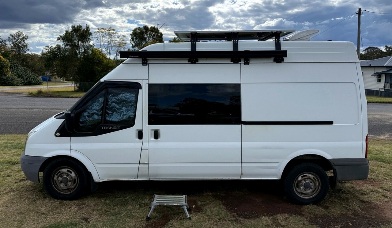 Ozroofracks | Mazda Scrum Roof Racks