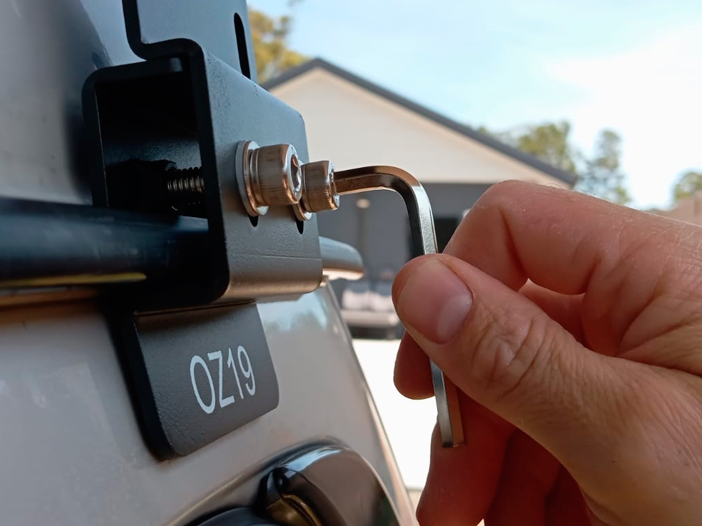 Ozroofracks | Rain Gutter Roof Rack